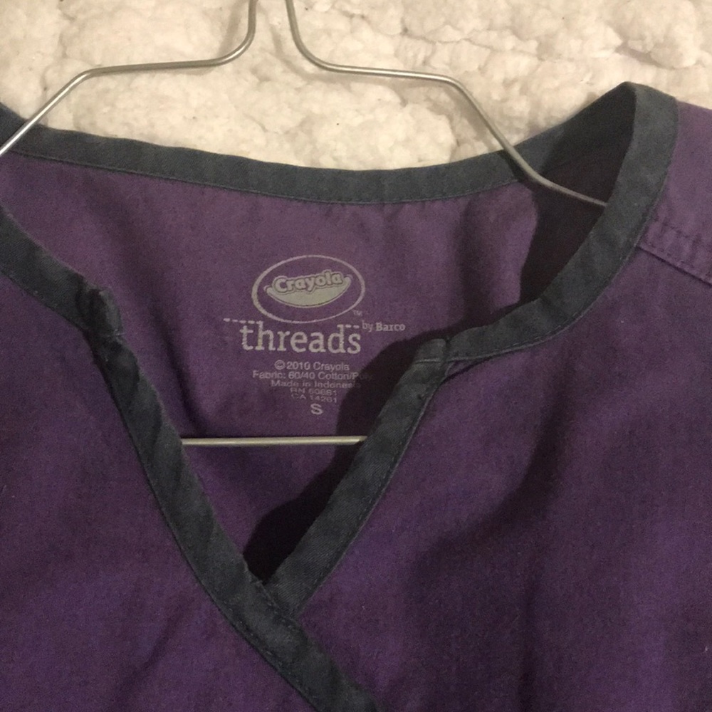 Professional scrub top - Picture 2 of 3